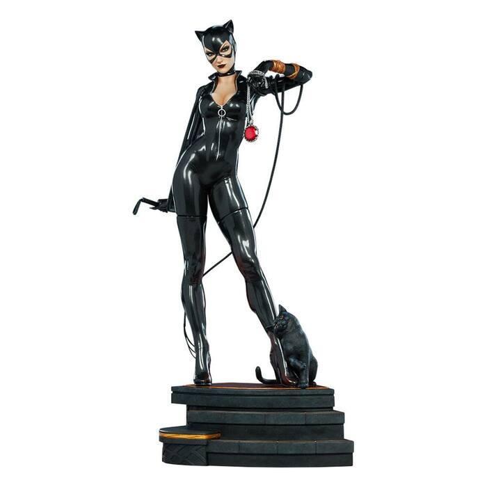 DC-COMICS-Catwoman-Premium-