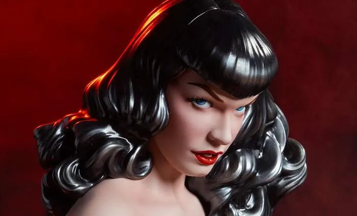 BETTIE PAGE - Love Hurts Polystone Statue