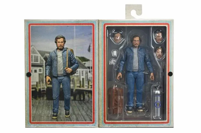 JAWS - 50th Anniversary - Matt Hooper Amity Arrival Ultimate Action Figure